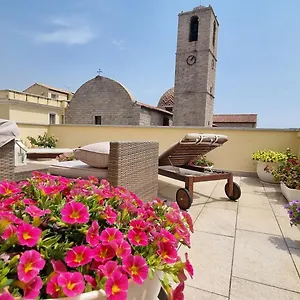 La Casa Del Pittore Bed & Breakfast Olbia
