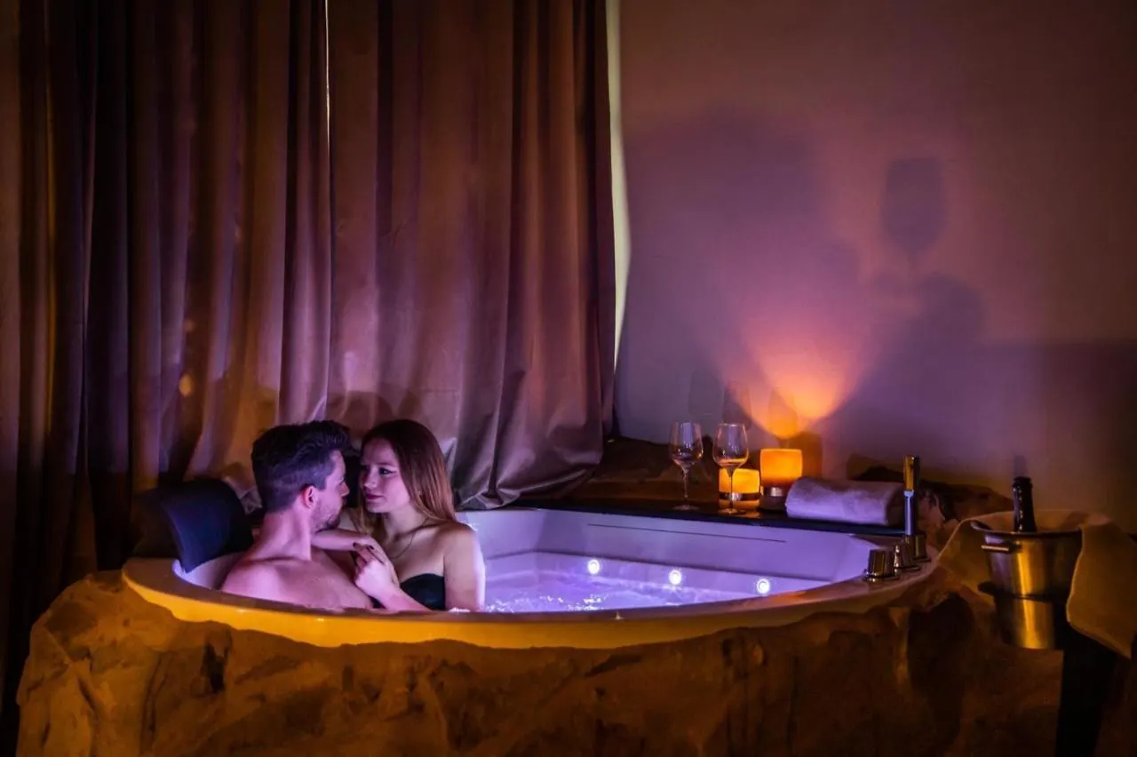 Esperienze alla Ripadoro Chianni Hotel