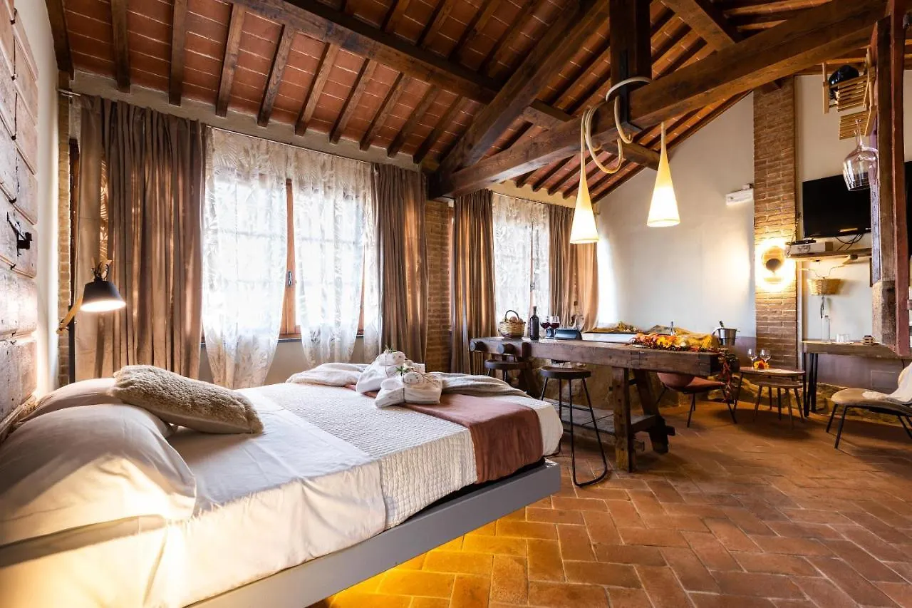 Esperienze Alla Ripadoro Chianni Hotel